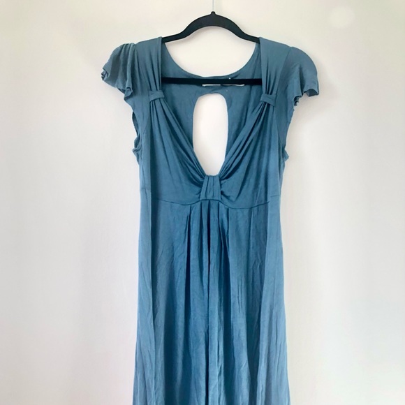 Blue open-back dress - Picture 2 of 9